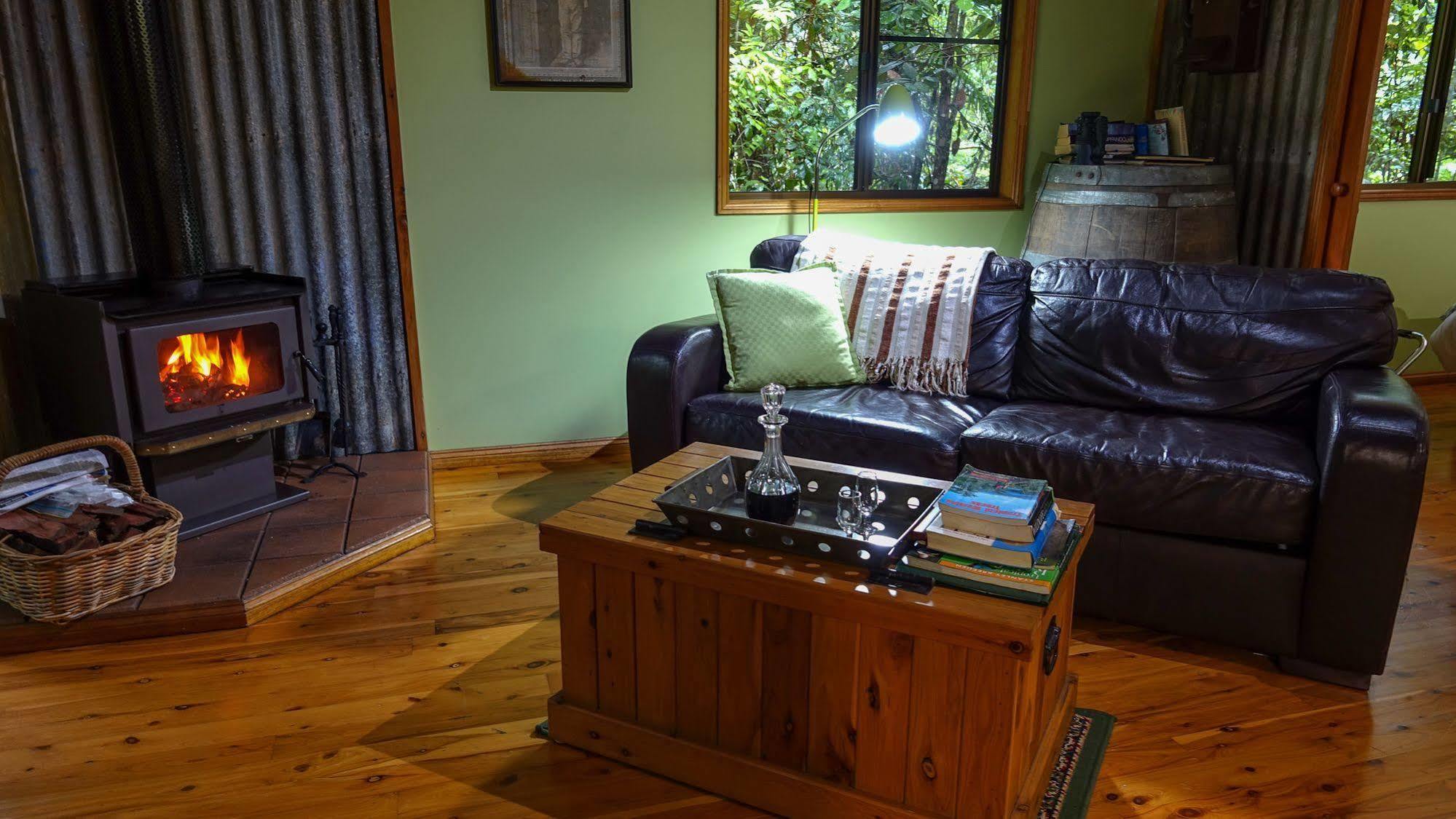 Crater Lakes Rainforest Cottages Янгабъра Екстериор снимка