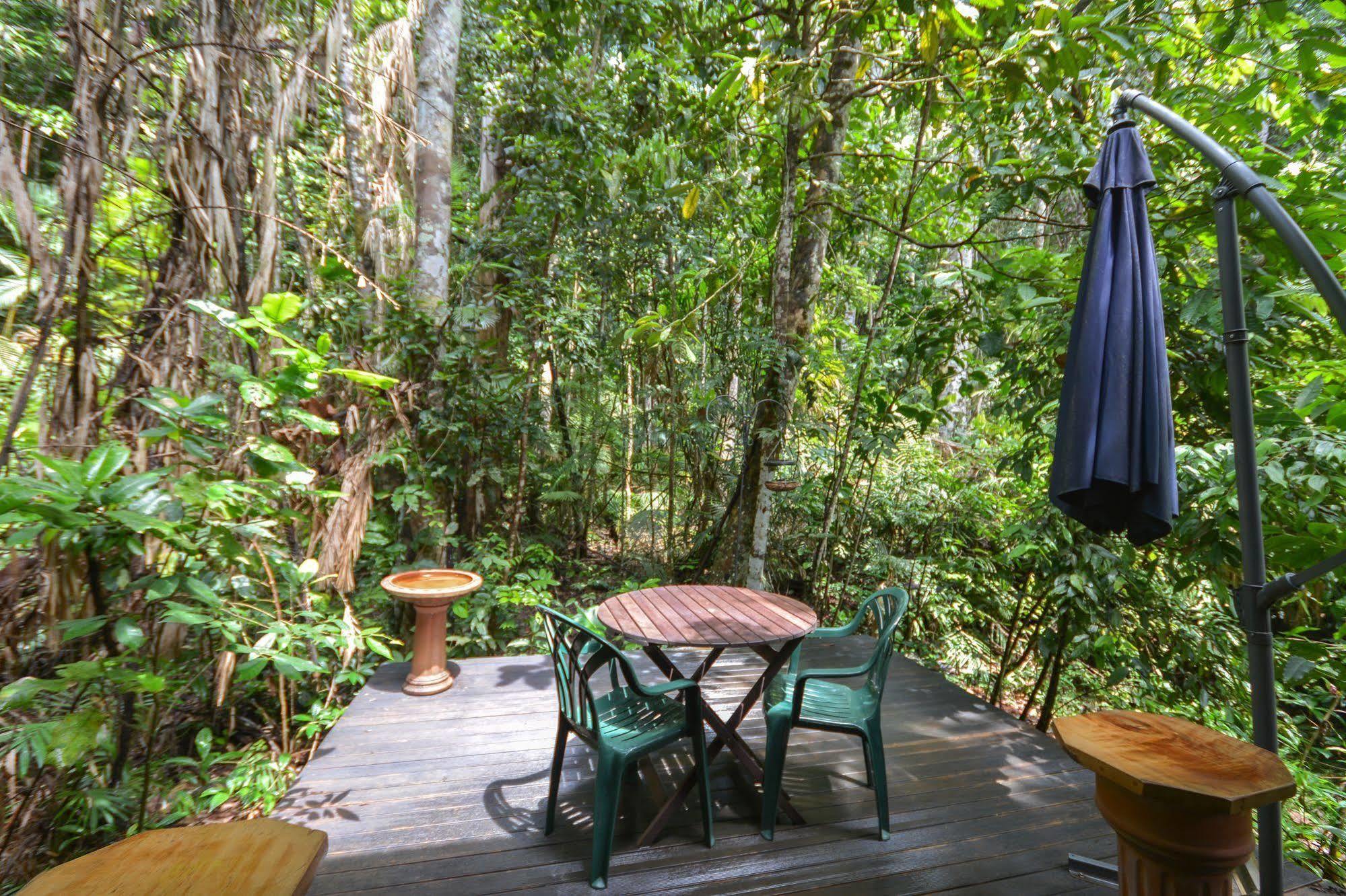 Crater Lakes Rainforest Cottages Янгабъра Екстериор снимка